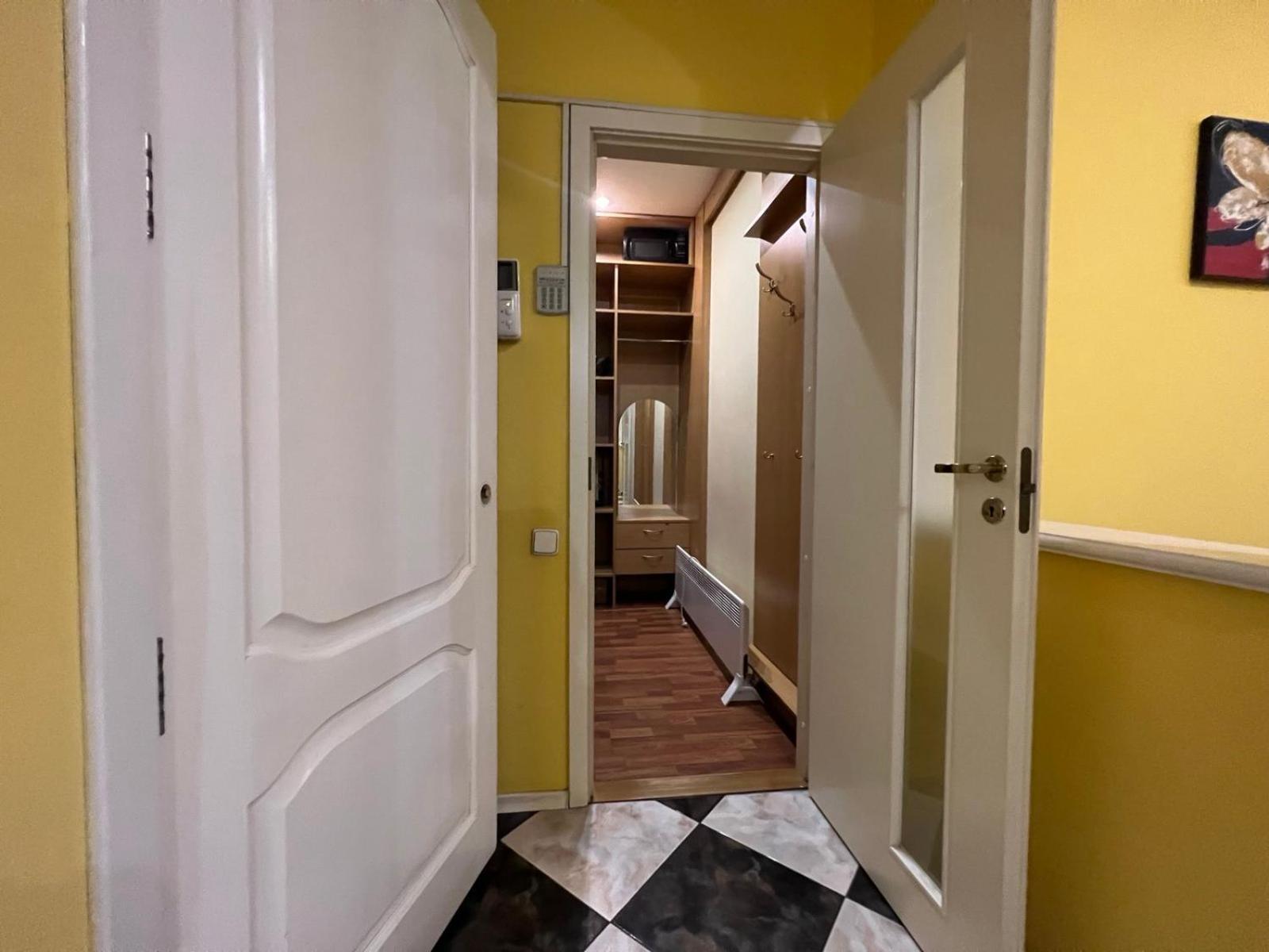 Apartment Near Gulliver Kiev Eksteriør bilde